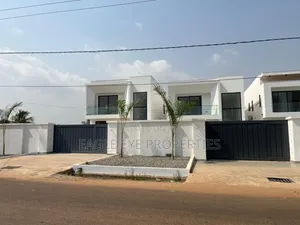 4bdrm House in Nmai-Dzorn for sale