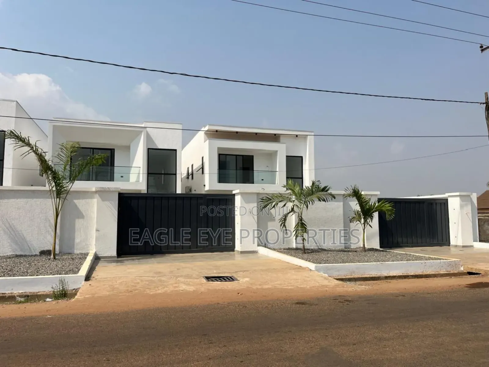 4bdrm House in Nmai-Dzorn for sale