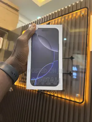 New Apple iPhone 16 Pro Max 256 GB Black