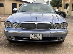 Jaguar XJ 4.2 Vanden Plas 2007 Blue