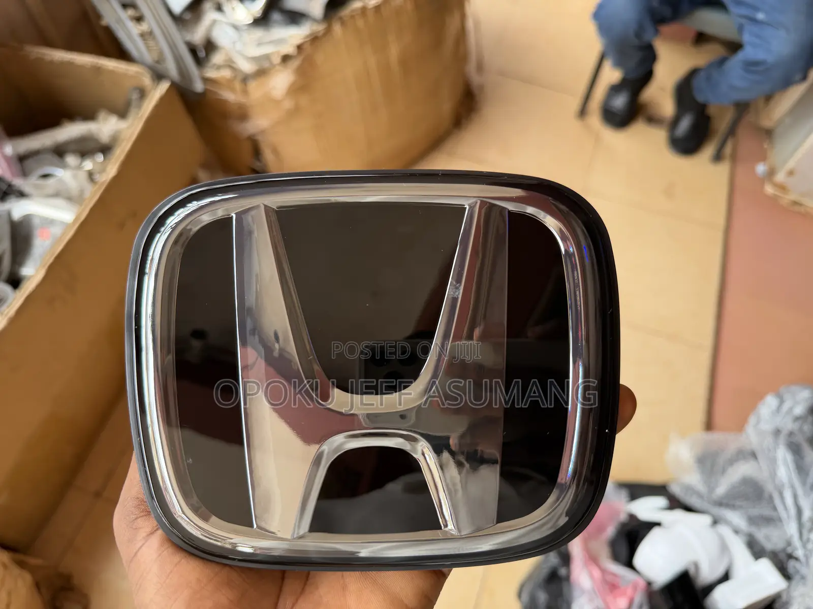 CRV 2023 - 2025 Original Honda Emblem/ Logo