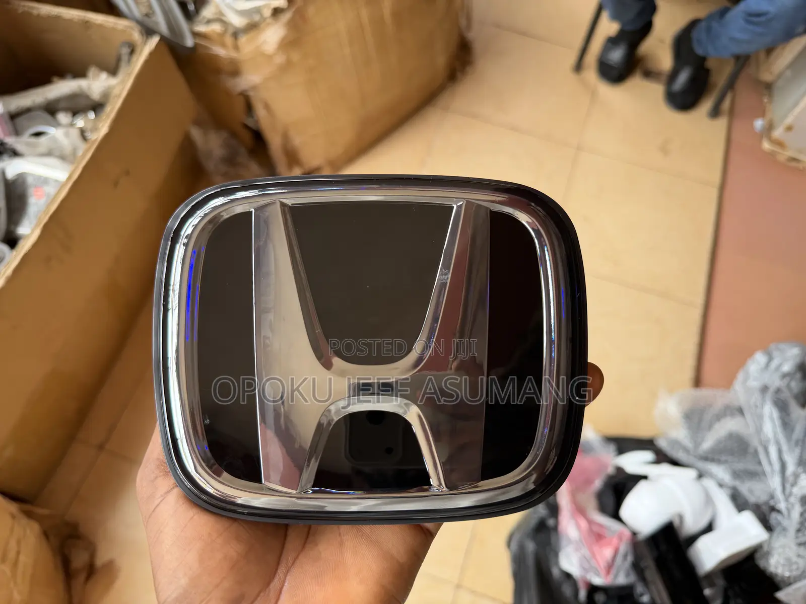 CRV 2023 - 2025 Original Honda Emblem/ Logo