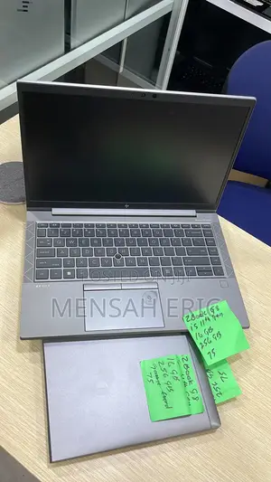 Laptop HP ZBook Firefly G8 16GB Intel Core i5 SSD 256GB