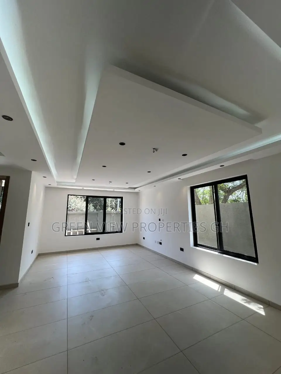 4bdrm Duplex in East Legon for rent