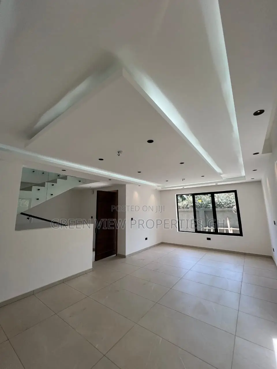 4bdrm Duplex in East Legon for rent