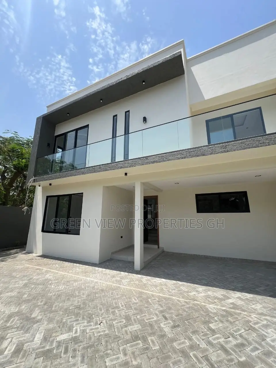 4bdrm Duplex in East Legon for rent