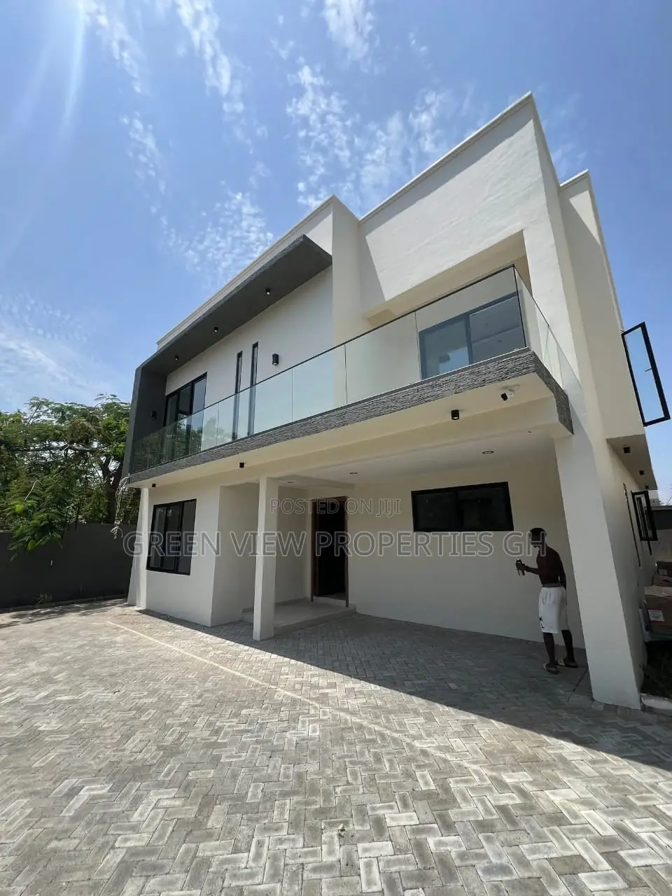 4bdrm Duplex in East Legon for rent