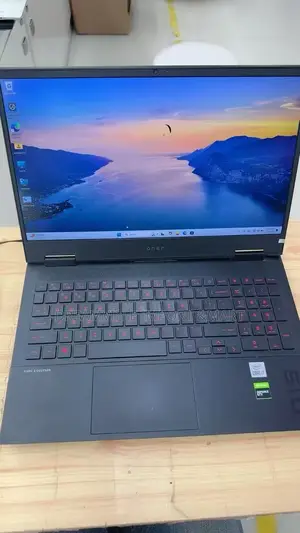 New Laptop HP Omen 15 16GB Intel Core i7 SSD 512GB