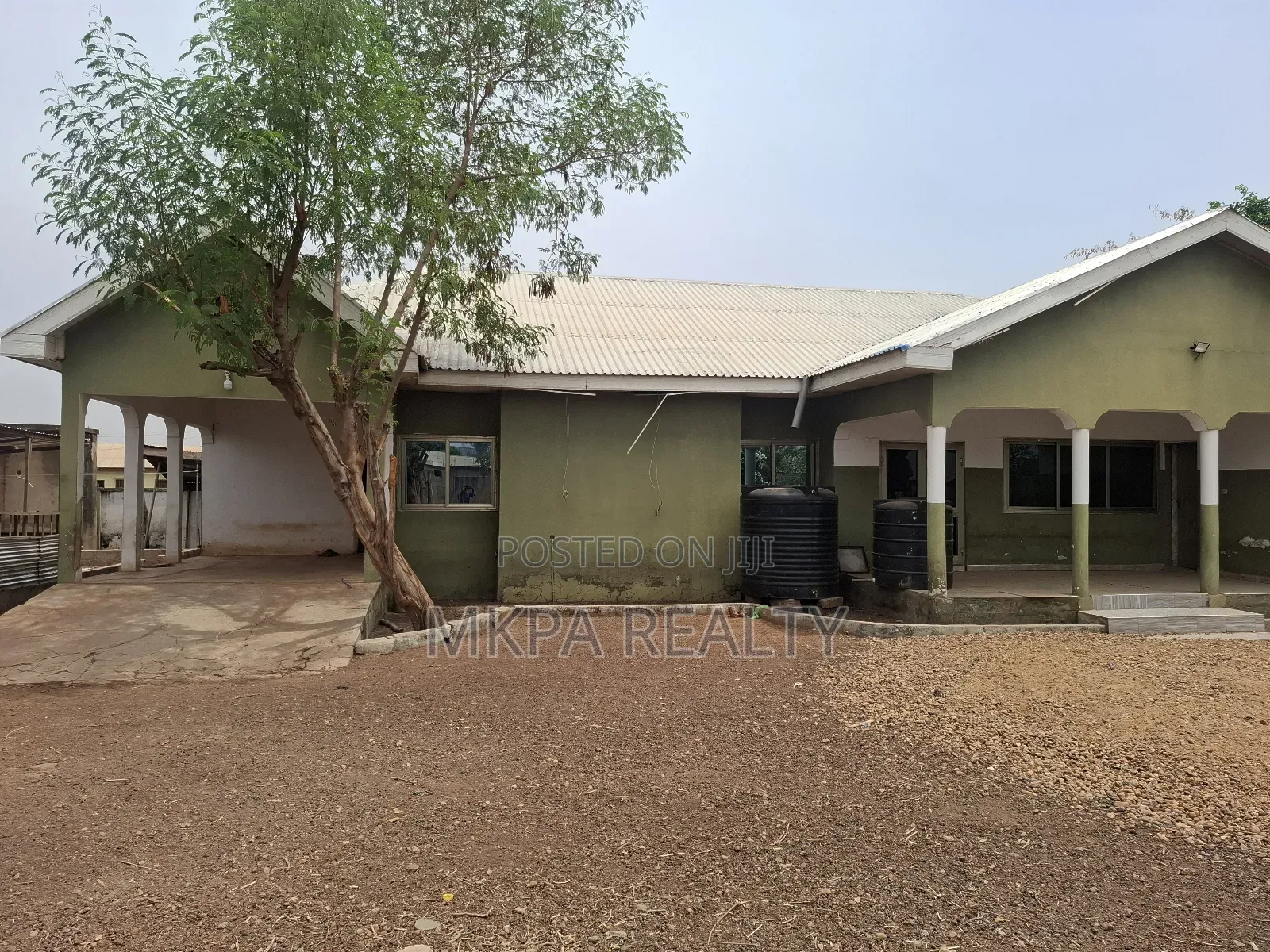 5bdrm House in Mkpa Realty, Tamale Municipal for sale