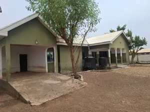 5bdrm House in Mkpa Realty, Tamale Municipal for sale