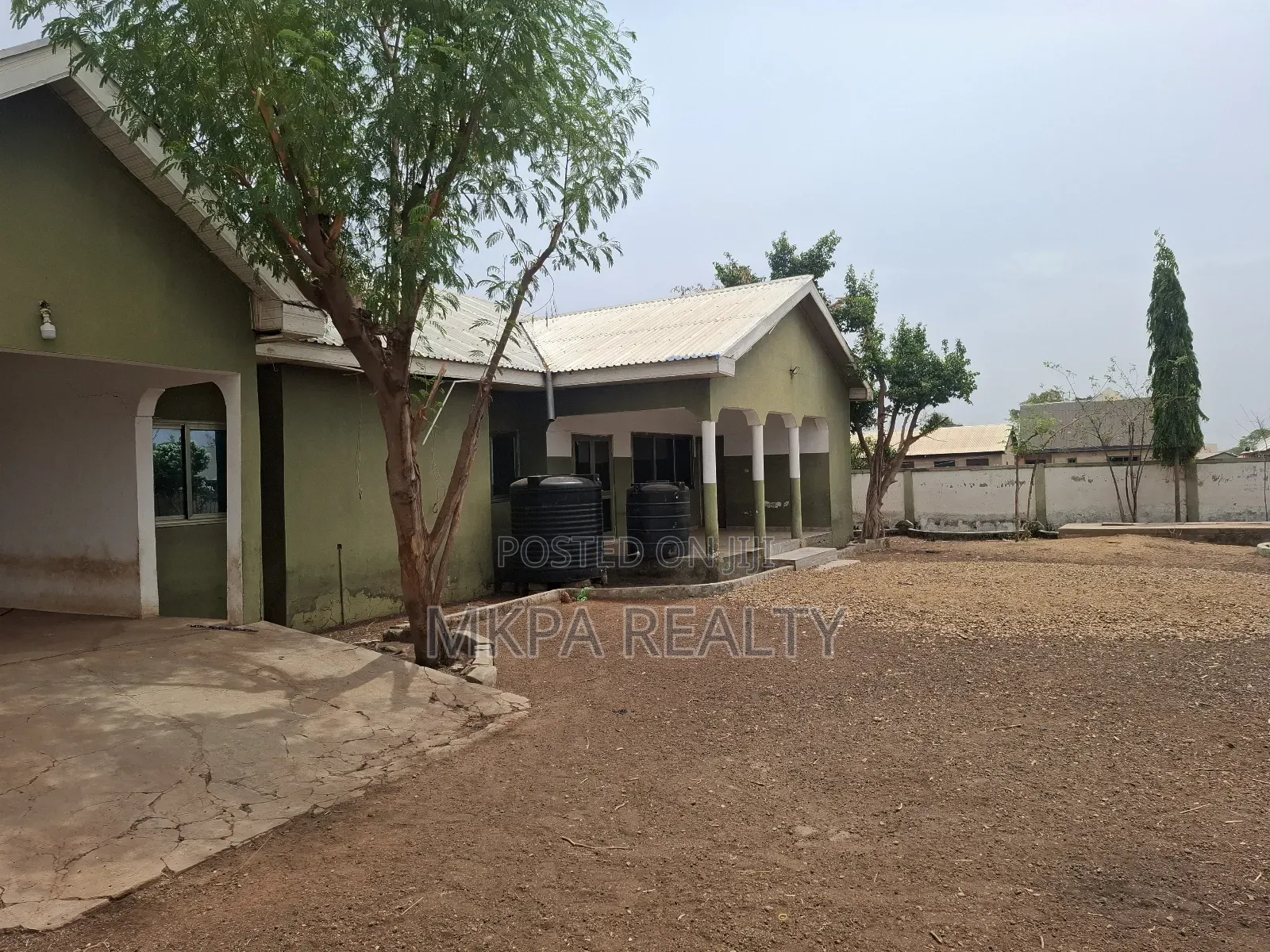 5bdrm House in Mkpa Realty, Tamale Municipal for sale