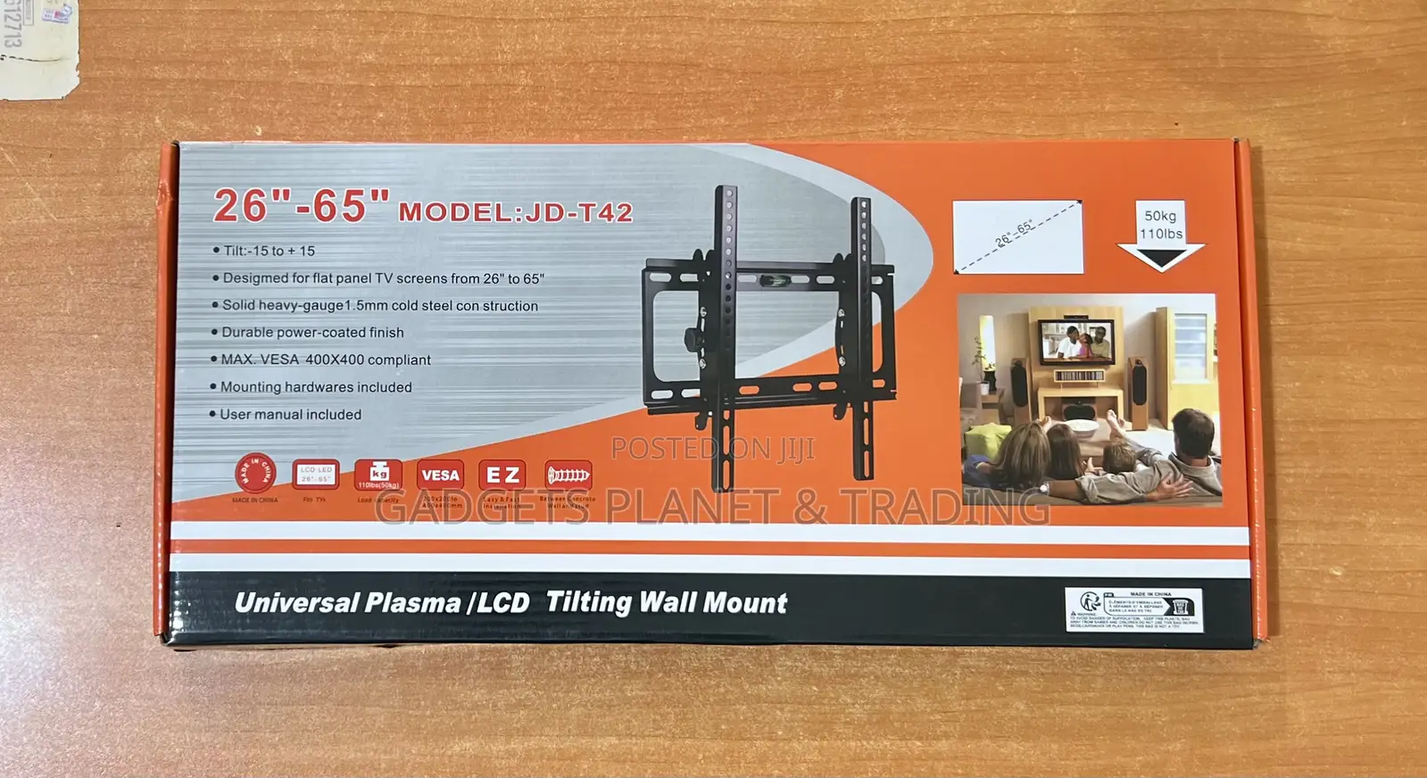 Adjustable Universal Plasma / LCD Tilting Wall Mount for 26" to 65"