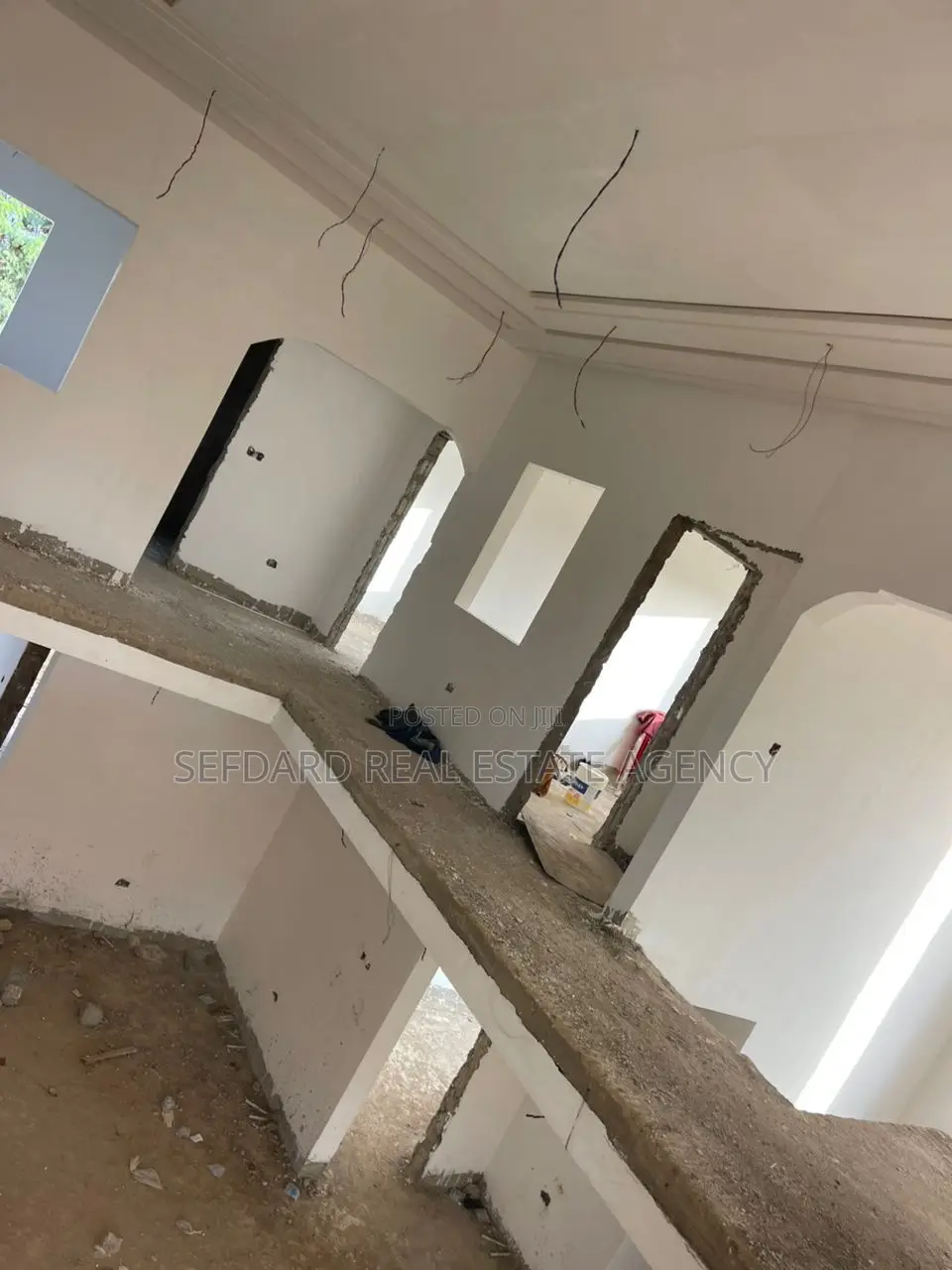 10bdrm House in Sefdard Properties, Ablekuma for sale