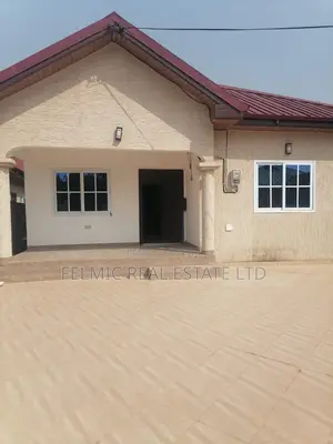 3bdrm House in Felmic Real Estate, Amasaman for sale