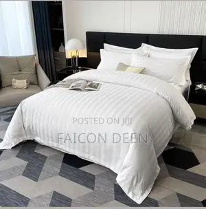 Smooth Breathable Fabric White Stripped Duvet Cover Only