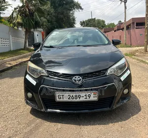Toyota Corolla LE 4dr Sedan (1.8L 4cyl CVT) 2015 Black