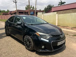 Toyota Corolla LE 4dr Sedan (1.8L 4cyl CVT) 2015 Black