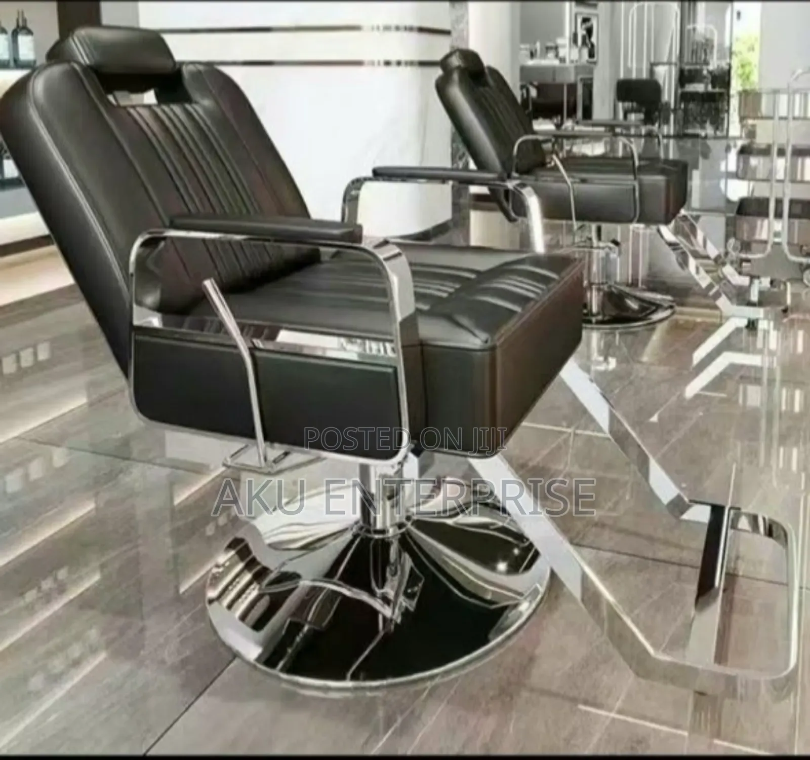 Reclining Salon Barber Chair Hydraulic Lift Heavy Duty Hair Styling