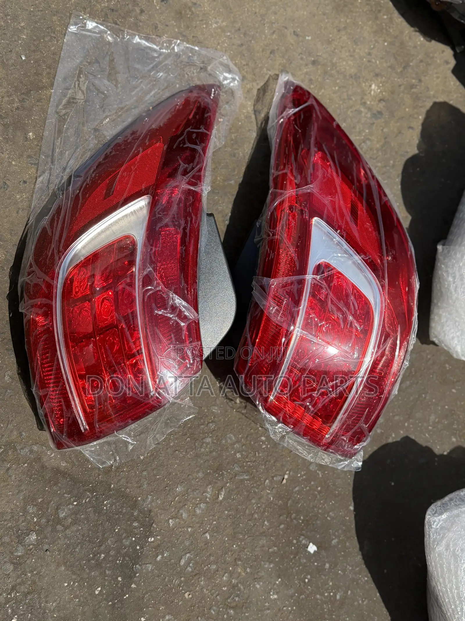 Kia Sportage 2012 Tail Lights Autoparts 24.in 1st Autoparts Nz