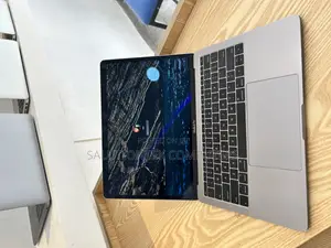 Laptop Apple MacBook Pro 2017 8GB Intel Core i5 SSD 256GB