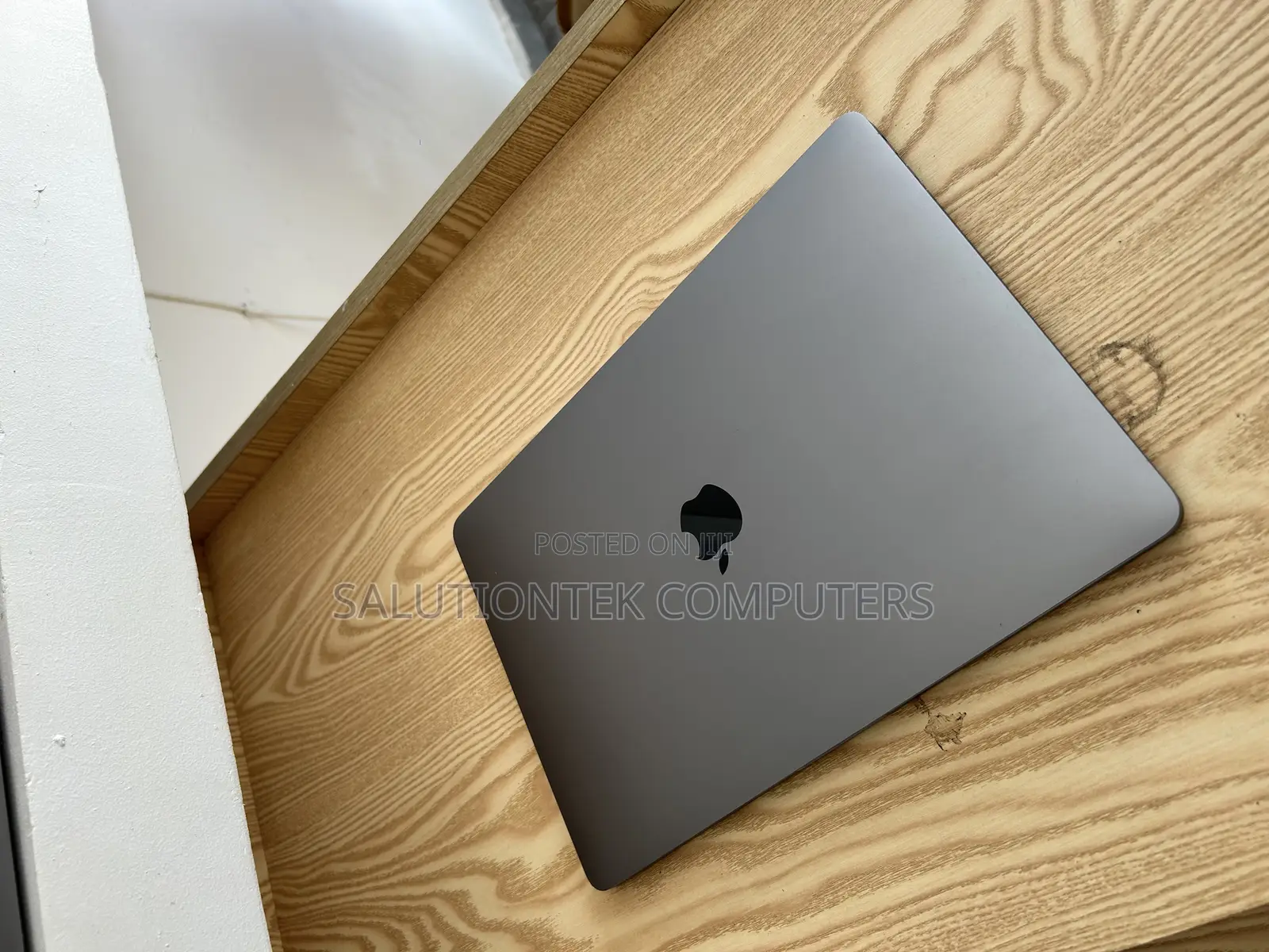 Laptop Apple MacBook Pro 2017 8GB Intel Core i5 SSD 256GB