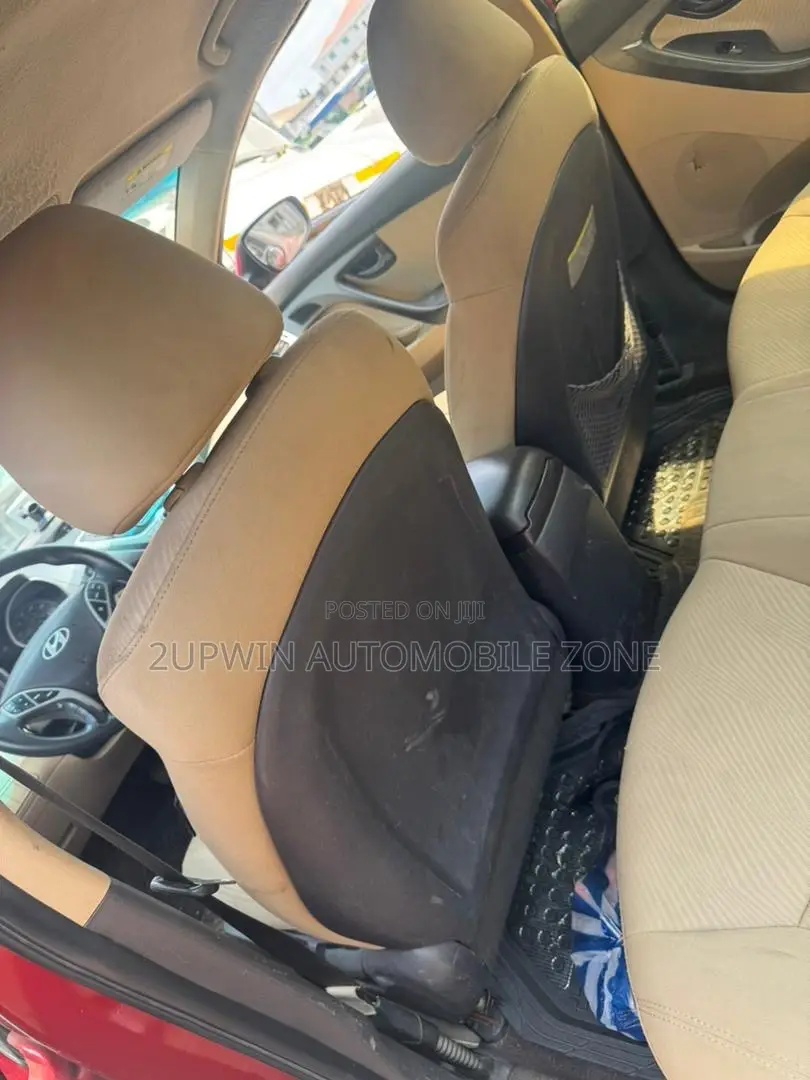 Hyundai Elantra 2010 Red