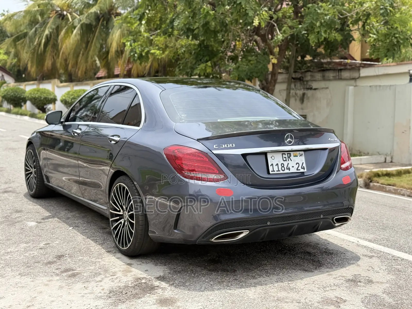 Mercedes-Benz C300 Sport 4dr AWD 4Matic Sedan (2.0L 4cyl 7A) 2015 Gray