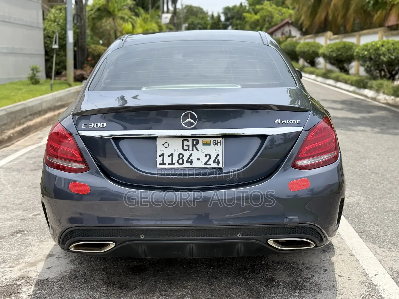 Mercedes-Benz C300 Sport 4dr AWD 4Matic Sedan (2.0L 4cyl 7A) 2015 Gray
