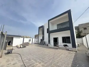 4bdrm House in East Legon Hills, Ashaley Botwe for sale