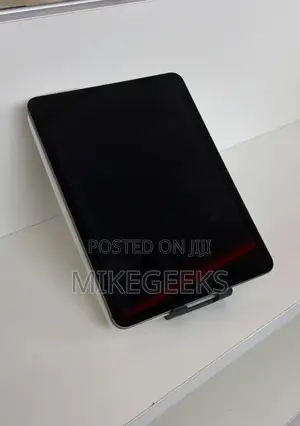 Apple iPad Air 64 GB Gray