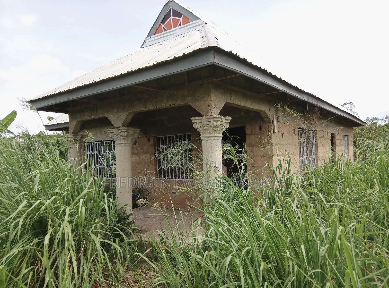 2bdrm House in Brother K Estate, Kumasi Metropolitan for sale