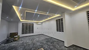 5bdrm House in Rightkey, Kumasi Metropolitan for sale