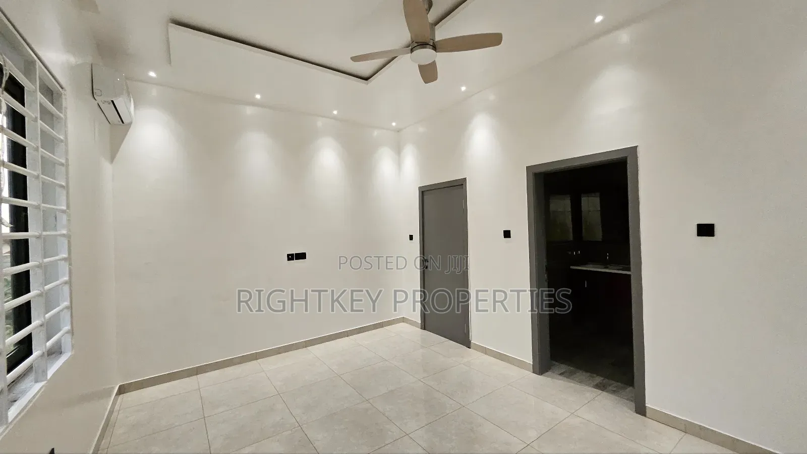 5bdrm House in Rightkey, Kumasi Metropolitan for sale