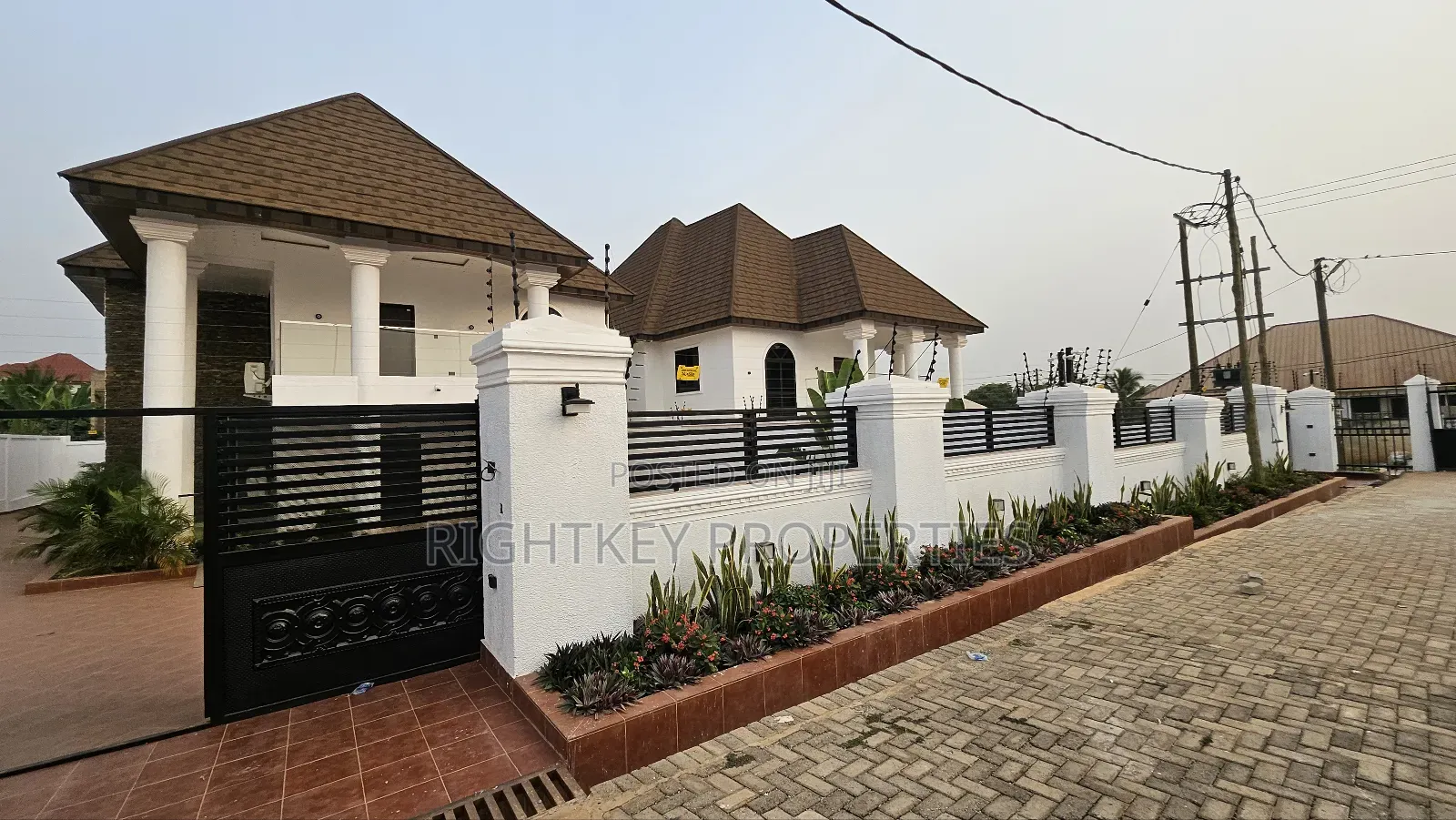 5bdrm House in Rightkey, Kumasi Metropolitan for sale
