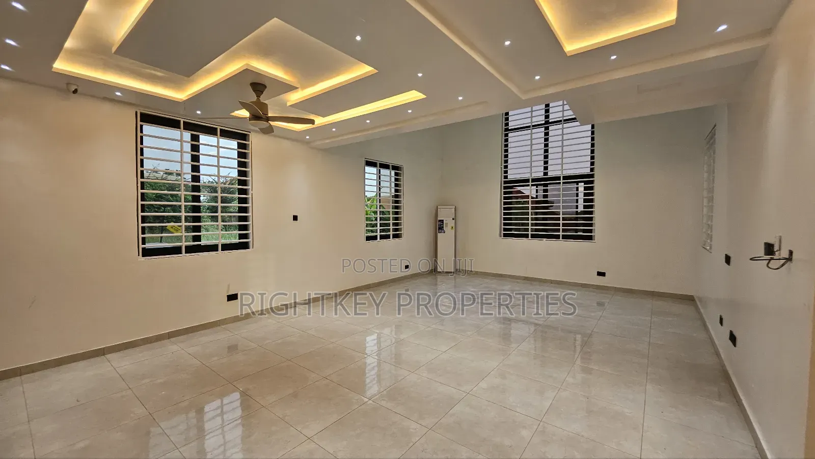 5bdrm House in Rightkey, Kumasi Metropolitan for sale