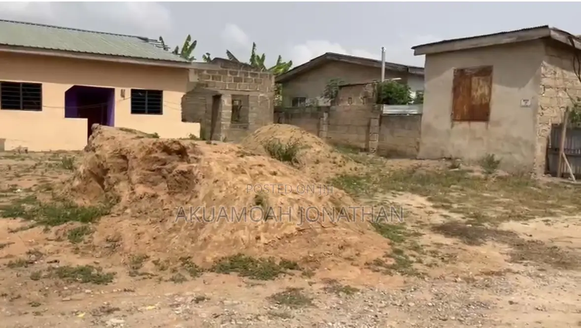 7bdrm House in Kasoa for sale