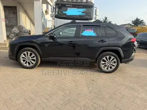 Toyota RAV4 2025 Black