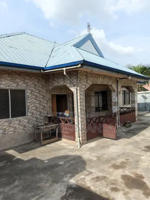 4bdrm House in Free Will Agency, Kumasi Metropolitan for sale