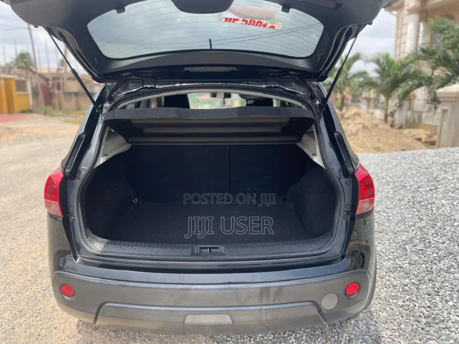 Nissan Dualis 2011 Black