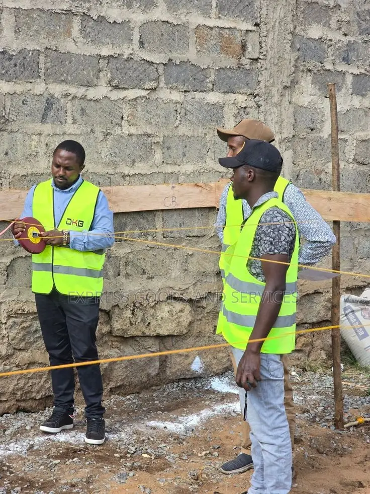 Constructions Artisans Available for Hire