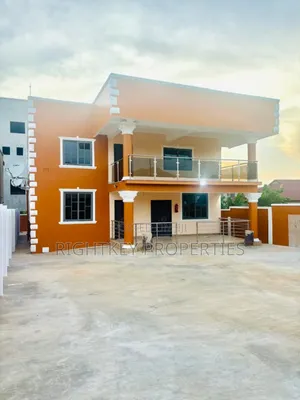 5bdrm House in Rightkey, Kumasi Metropolitan for sale