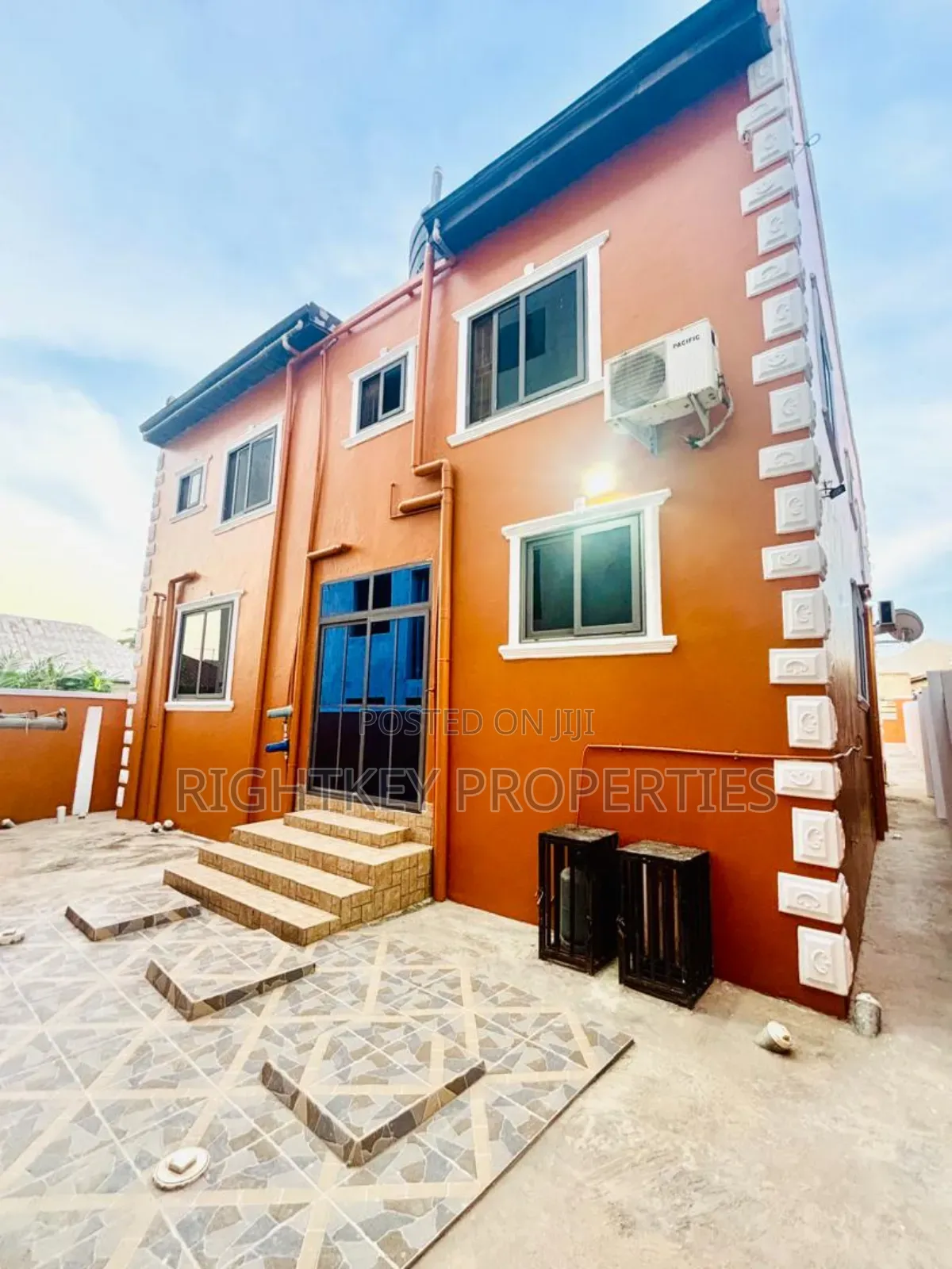 5bdrm House in Rightkey, Kumasi Metropolitan for sale