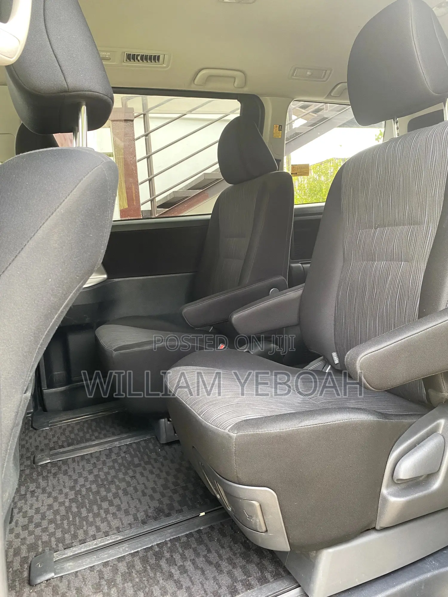 Toyota Voxy 2011 Black