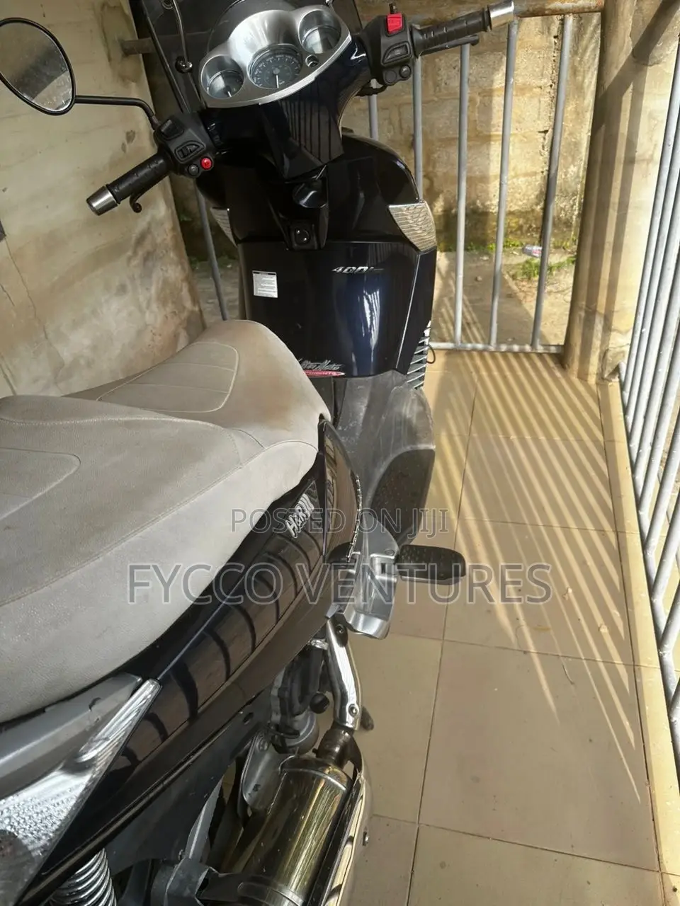 Aprilia 2008 Beige