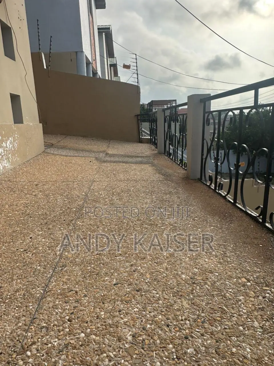 3bdrm Apartment in Police Station for sale