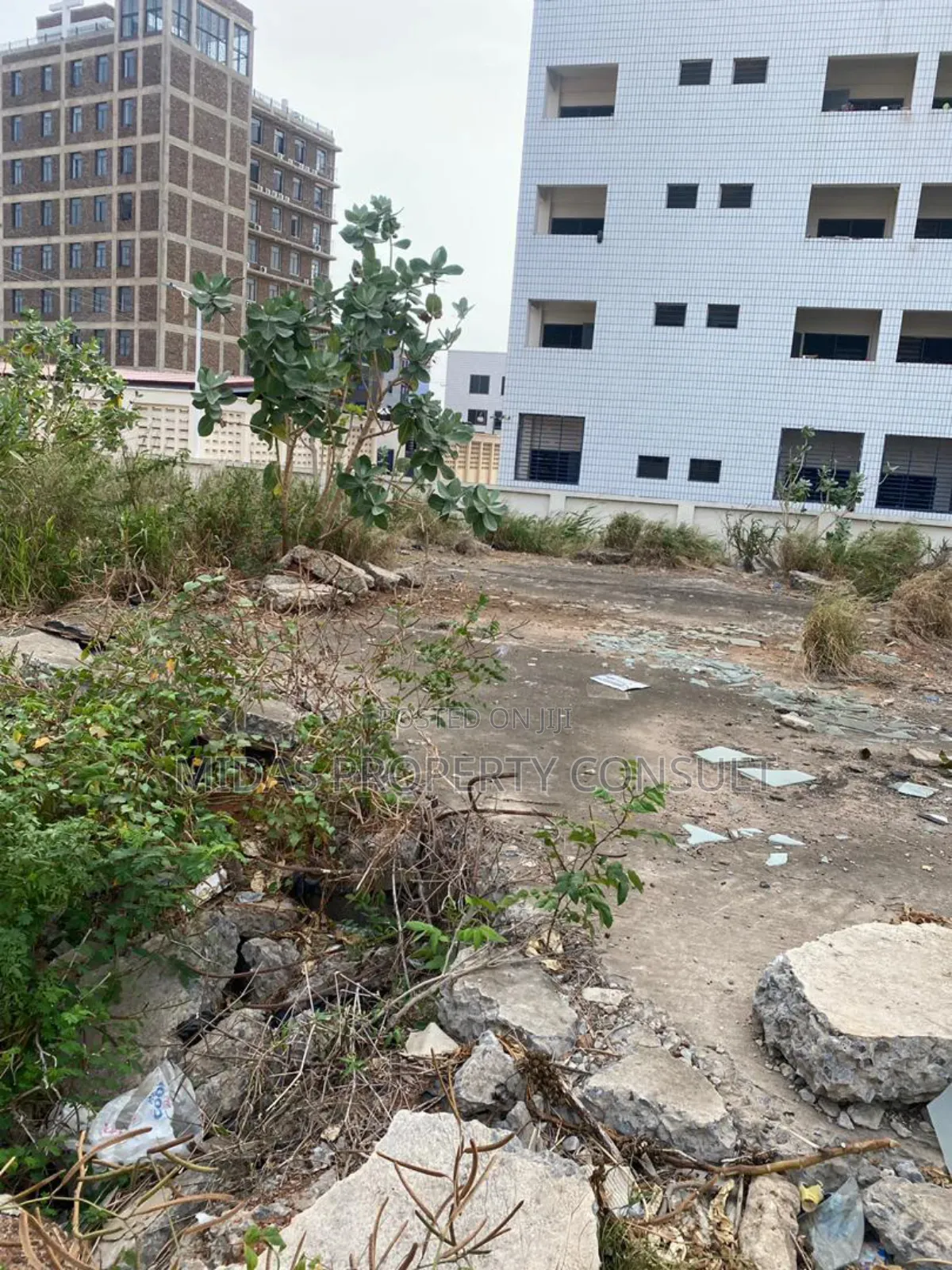 9 Plots for Mempehuasem Upsa