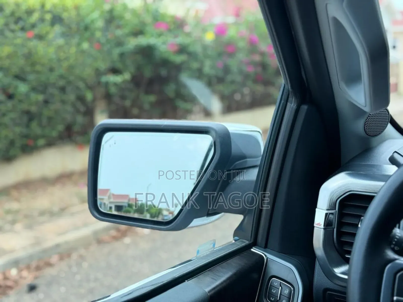 Ford F-150 LARIAT 2023 White