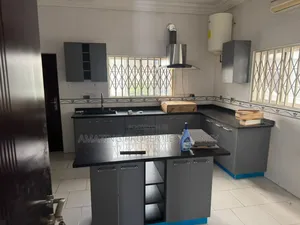 4bdrm Townhouse / Terrace in Cantonment, US Embassy Area for rent