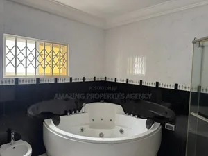 4bdrm Townhouse / Terrace in Cantonment, US Embassy Area for rent