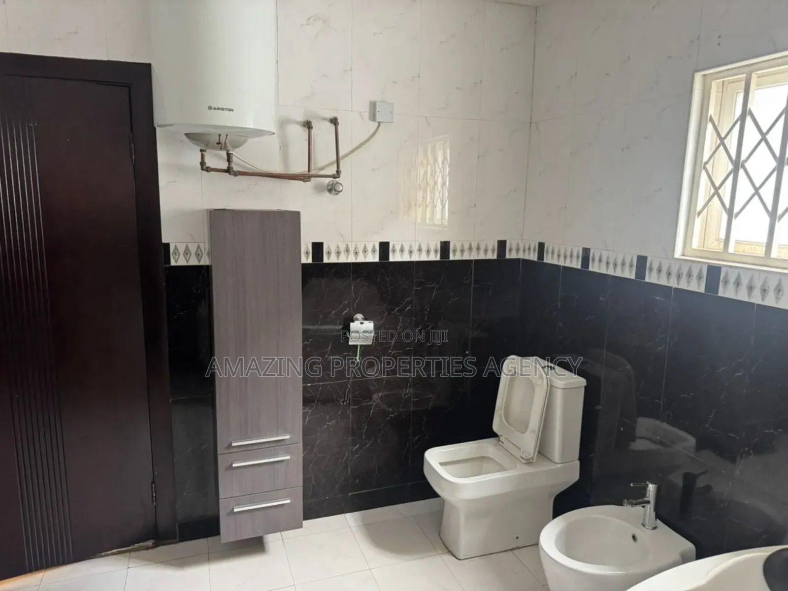 4bdrm Townhouse / Terrace in Cantonment, US Embassy Area for rent